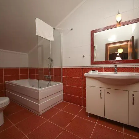 Sea House Bed & Breakfast 3*